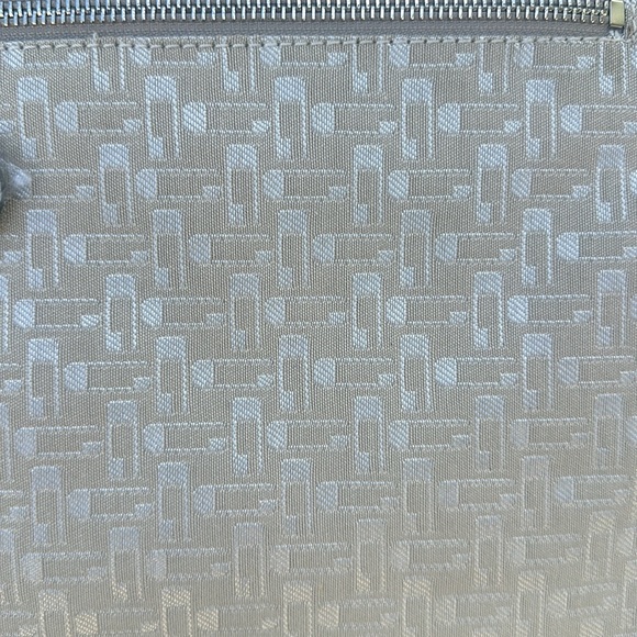 New Guess White and Gold Women's Bag - Picture 4 of 8